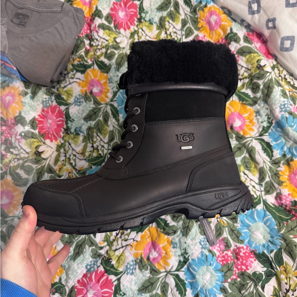 UGG Adirondack III black winter boots - Picture 8 of 8